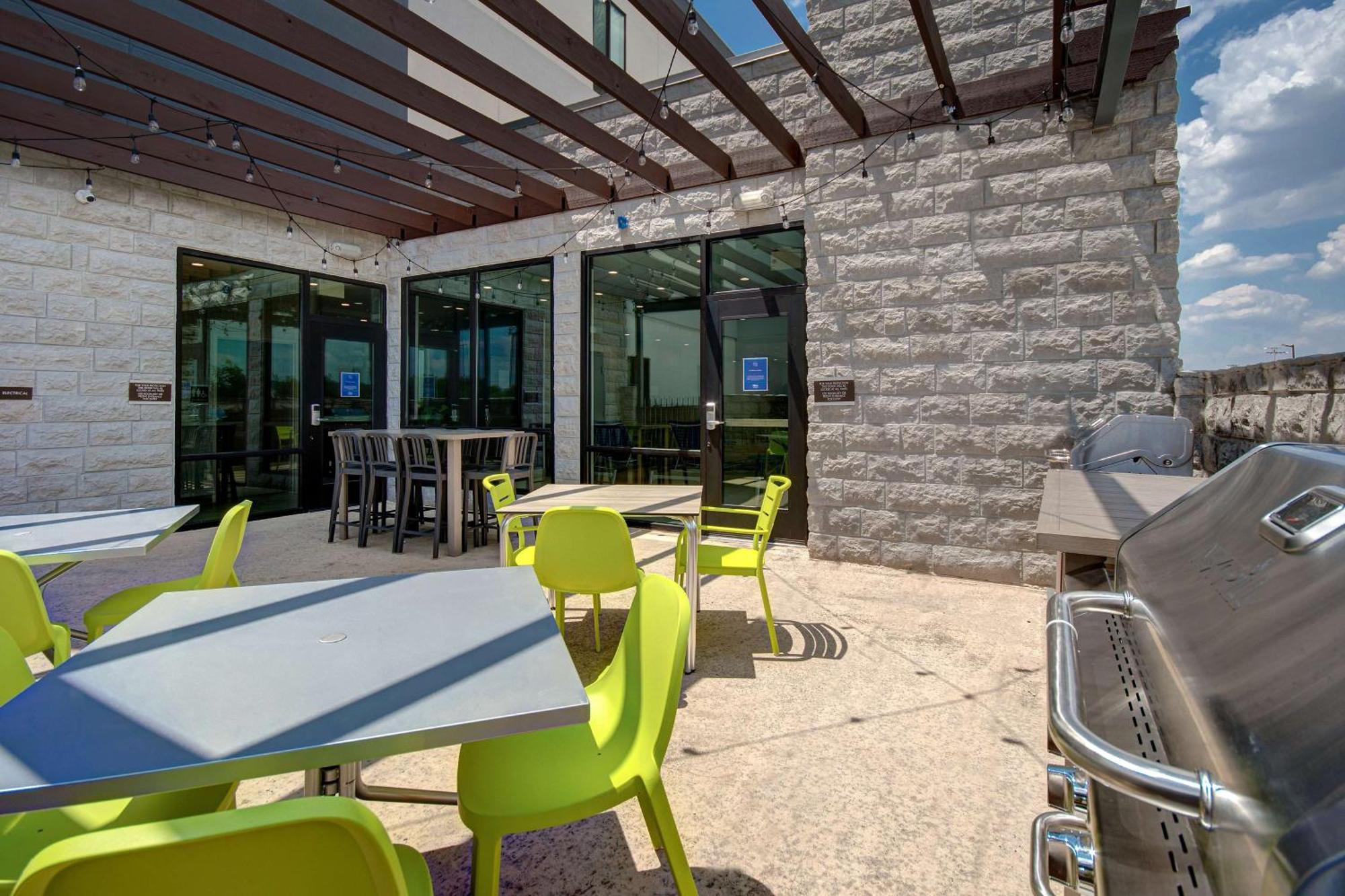 Home2 Suites By Hilton Burleson Buitenkant foto